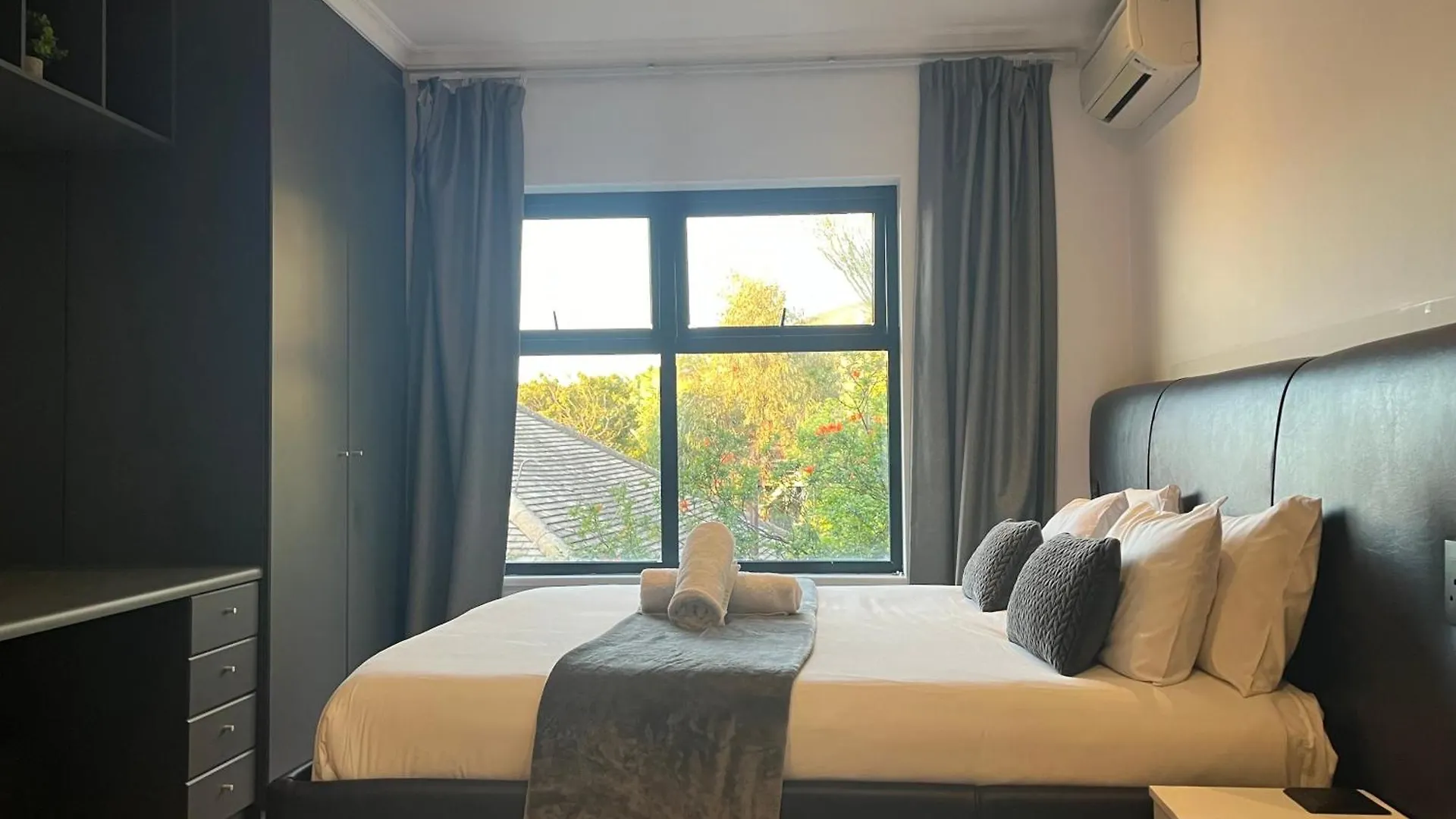 Cape20 - Luxury Villa Stay Cape Town Guest house